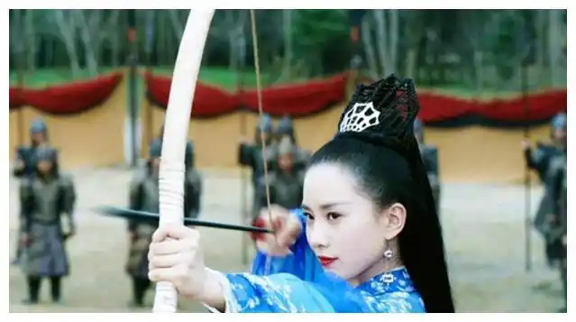 十个拉弓射箭的古装美人,迪丽热巴力压赵丽颖,第一是竟然她_黄梦莹