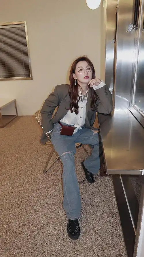 木秦中国十大女rapper之一,有颜值也有实力,目测会火