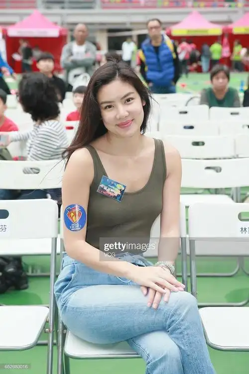 黎明的妻子乐基儿个人资料