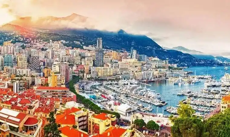 摩纳哥人口只有3.