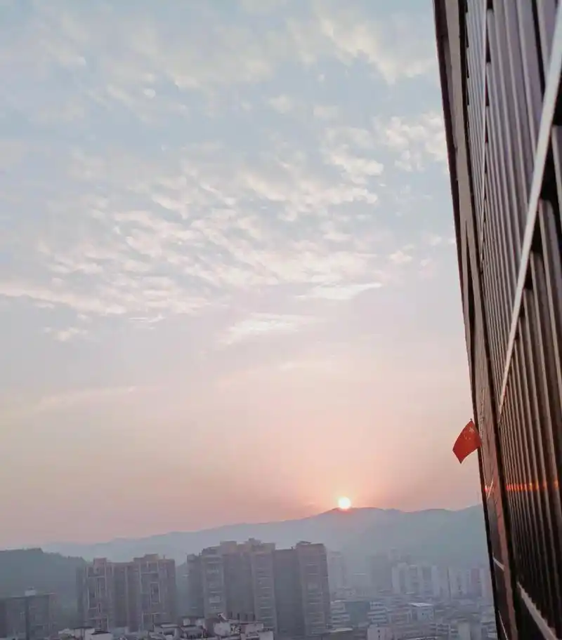 温暖的天气冬天已在来的路上