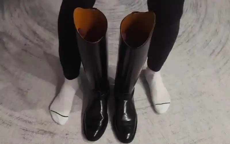 天气不好的时候也想穿马靴#白手套#乳胶手套