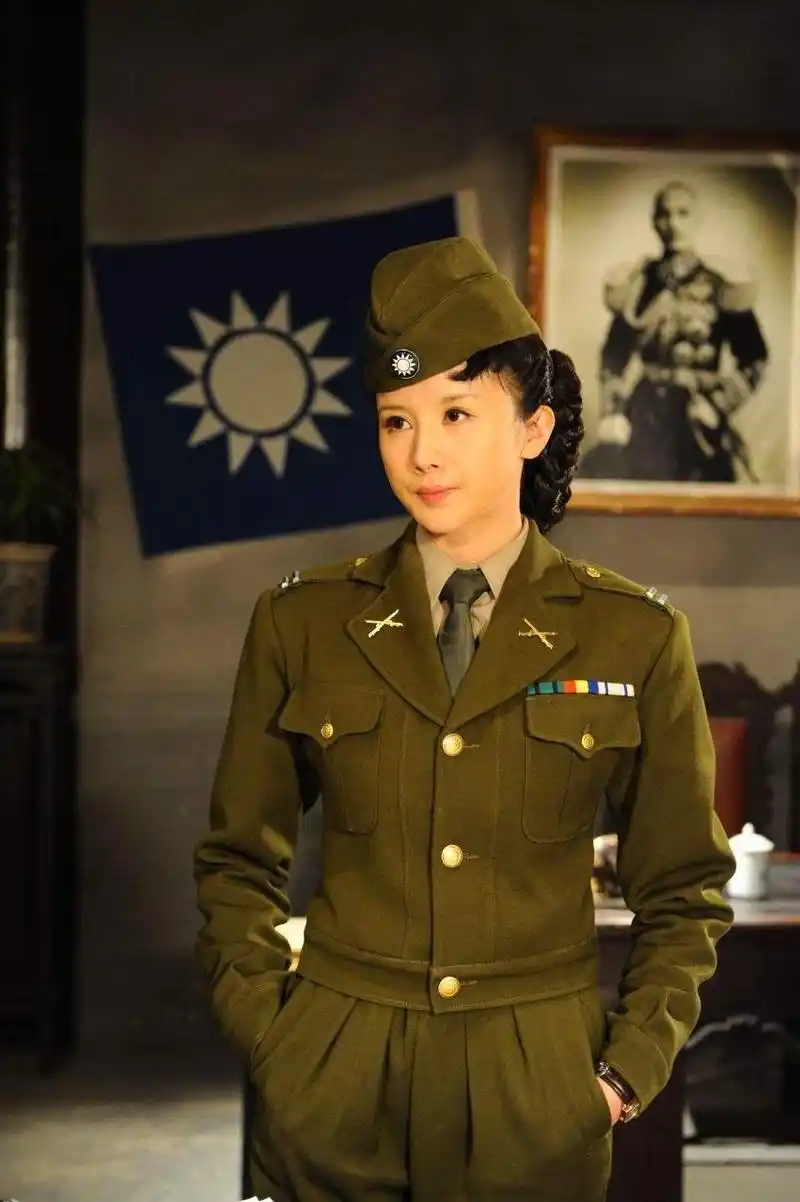 这位美女是军统特工潜伏30年未被召回却和农民生了8个孩子