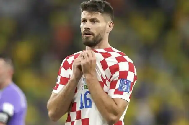 世界杯1/4决赛,克罗地亚通过点球战胜巴西,比赛中佩特科维奇为