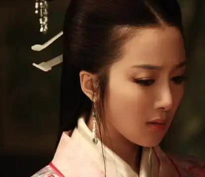 《楚汉传奇》虞姬扮演者李依晓个人资料和照片(3)