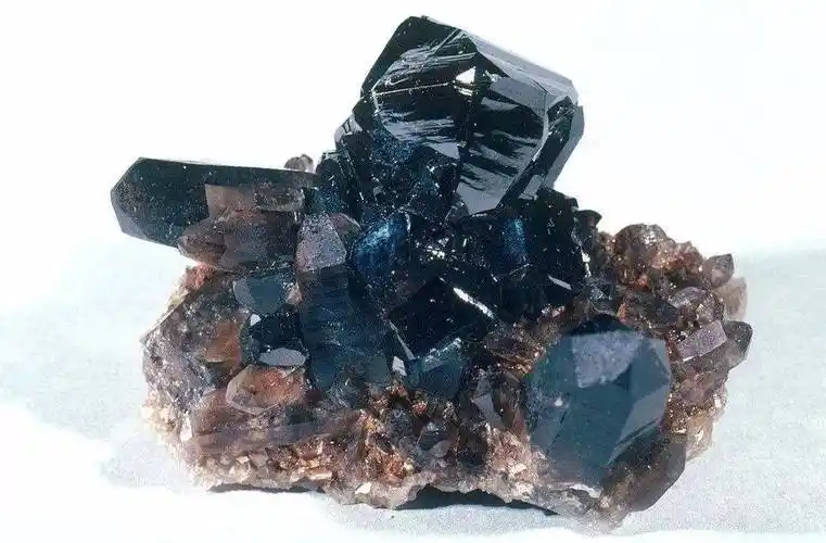 钴矿石(20个品位的铜矿多少钱一吨)