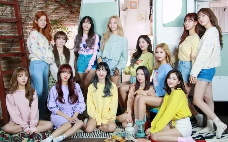 【宇宙少女】【团魂】平庸不止于平庸 巅峰不甘于巅峰.