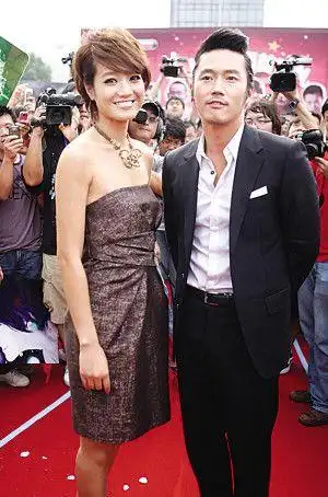 朱丹张赫携手亮相