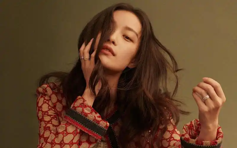 首页 桌面壁纸 大陆明星 倪妮性感撩人时尚写真图片桌面壁纸1920_1200