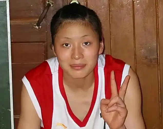 姚明妻子(姚明与妻子叶莉近况) - 青木春