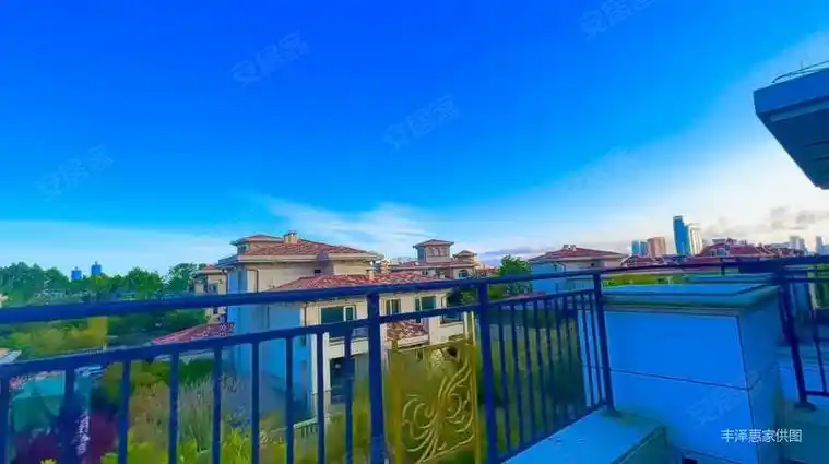 青岛西海岸灵山湾 500平大院独栋 东方影都旁 珠小 实验