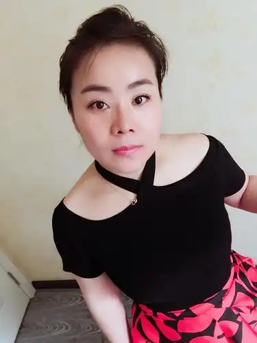 36岁离异女征婚照片(id:104944811)_山西太原征婚交友_珍爱网