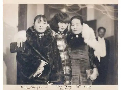 宋霭龄阻碍宋庆龄恋爱撮合宋美龄婚姻是宋家神话创造者