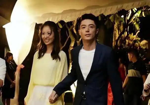 曝霍建华离婚净身出户欲回内娱搭档刘亦菲林心如要十亿抚养费