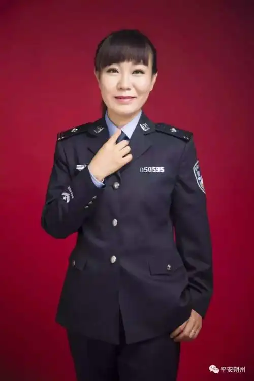 中华儿女多奇志, 不爱红装爱武装(一)