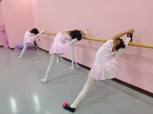 江生少儿教育2019年春季学期中国舞大班总结