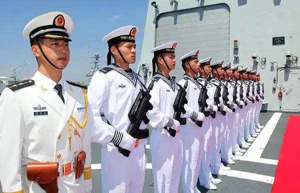 擦亮中国海军"名片",当好穿军装的外交官