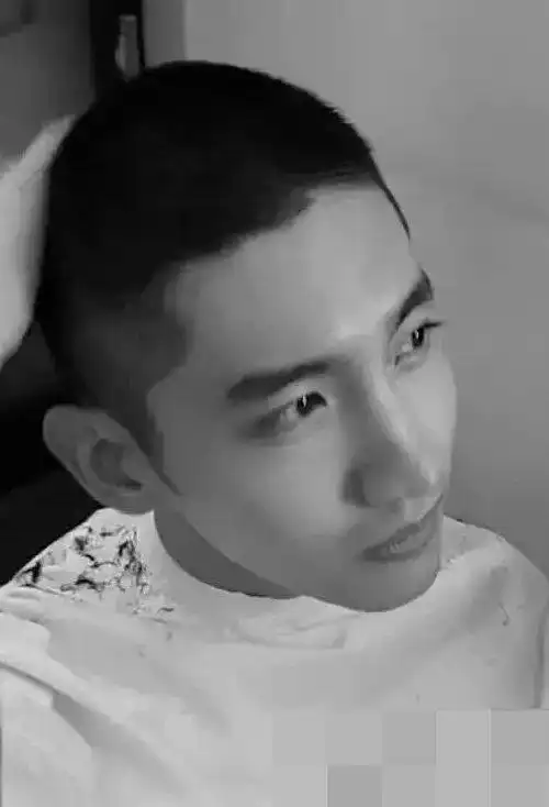 男士剃剪出有型的寸头打造帅酷度 拉风炫酷短头发打造纯爷们