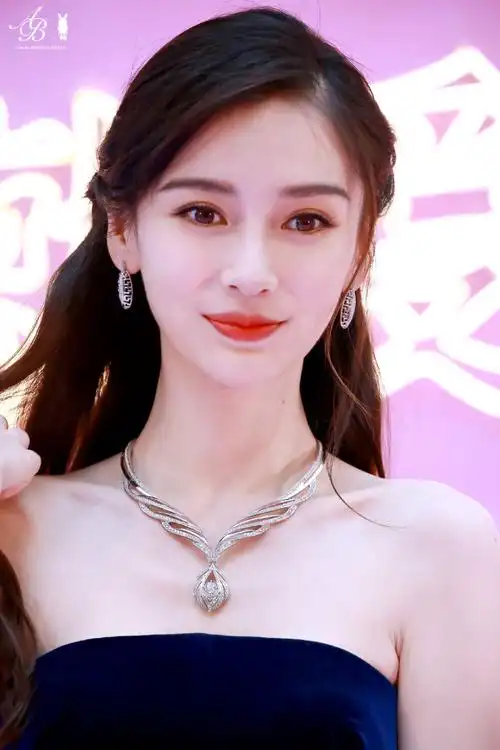 angelababy周大生珠宝