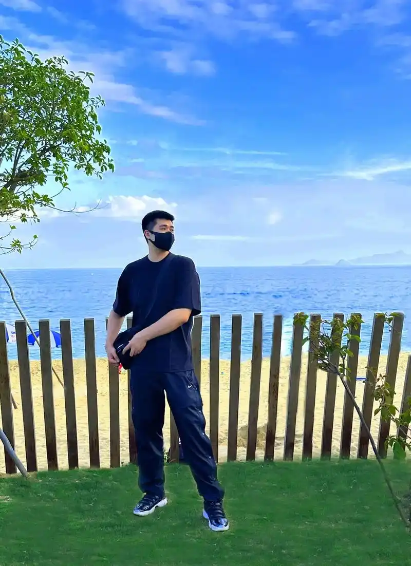 男生穿搭 #生活碎片 #185大帅哥 #憨憨日常 #阳光男孩