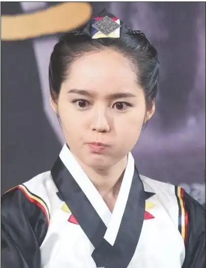 延政勋的老婆韩佳人曾与金秀贤搞婚外情