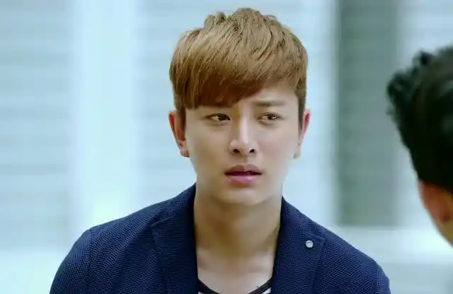 冰与火的青春:不说话会死人吗?贾乃亮怎么能认识这样的人?