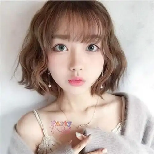 百美汇分享小波浪卷短发发型,让你颜值上升一个level