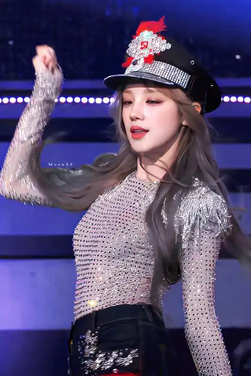 78#宋雨琦怦然心动#240202音银直拍截修|煦色韶光@宋雨琦_g-i-dle