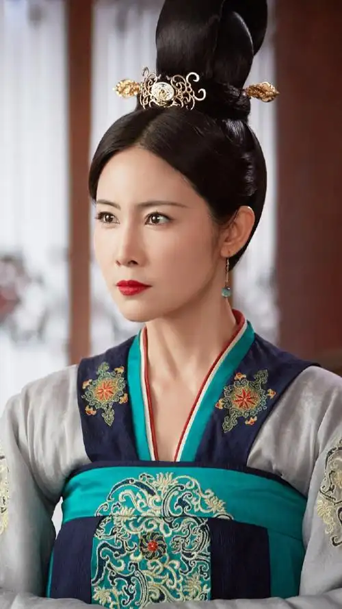 风起霓裳卓锦娘李芯逸