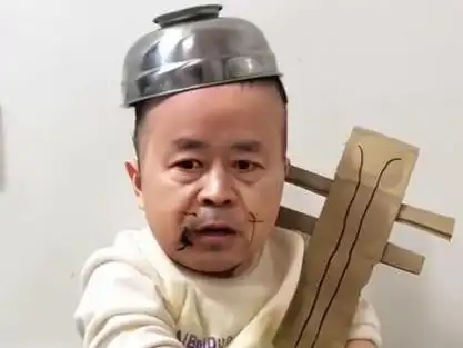 马老师最新回应ai换脸不讲武德,请尊重马老师 #被小宝宝这表情拿捏了