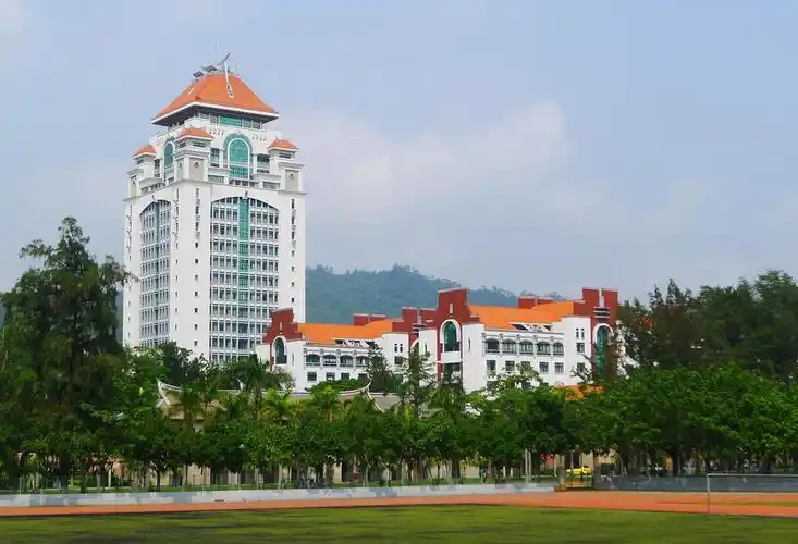 厦门大学校园一角 - 学校图片 - 中国在职研究生招生信息网