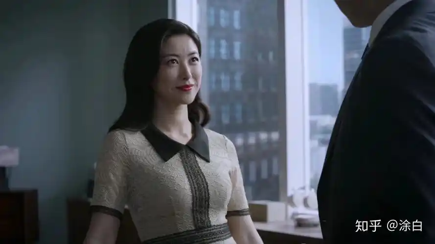 你喜欢精英律师里面的栗娜吗