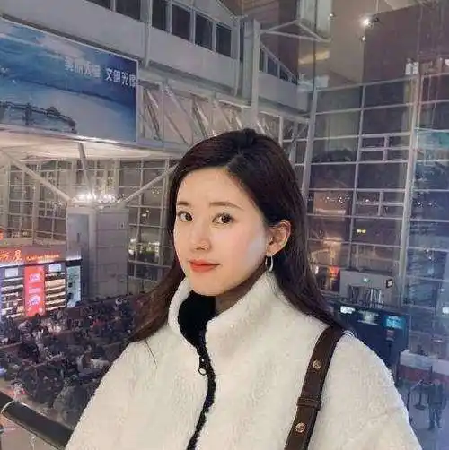 看起来胖胖的赵露思实际身材到底有多好网友都是胖脸惹的祸