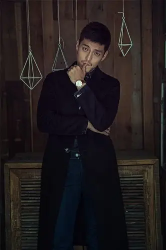 隋咏良新写真曝光 雅痞绅士显熟男魅力