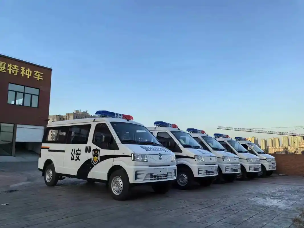 公安部012警采平台警务电动巡逻车.纯电动无污染,好用好开又 - 抖音