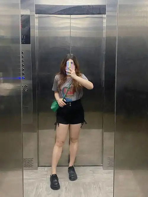 158110斤微胖穿搭火锅辣跟辣妹的辣都要