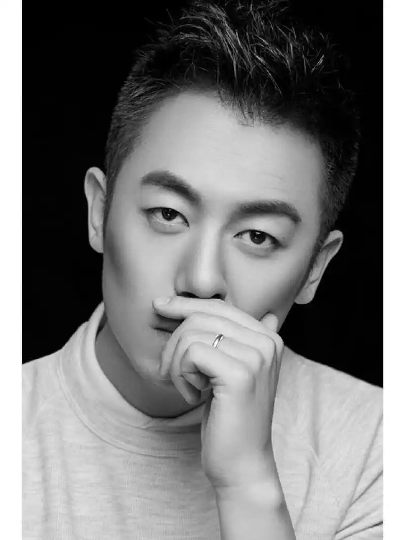 痞帅男神朱亚文,行走的荷尔蒙,太上头了!