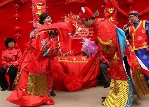 农村结婚流程一览表 农村结婚当天有哪些流程