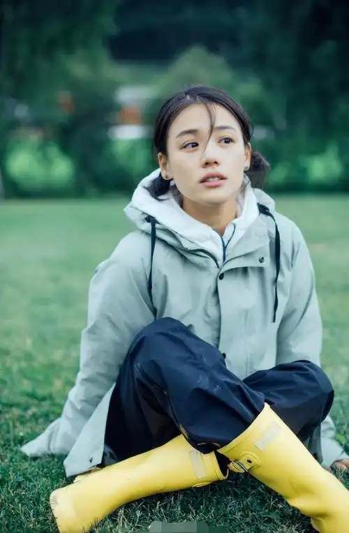 马思纯:"青春疼痛文学女主"背后,是真实生活积攒的破碎与伤痛 - 知乎