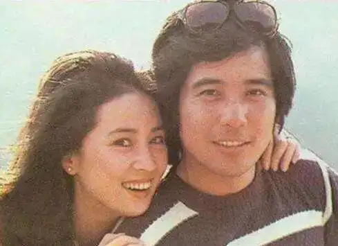 妻子离婚,原配发毒誓:娶猫娶狗,就是不能娶林青霞|秦汉|林青霞|邵乔茵