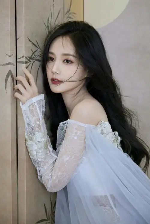 李一桐 结婚结不过来咯