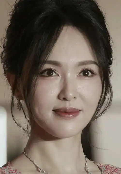 唐嫣线下活动生图惊艳,41岁美貌依旧,保养秘诀引人关注