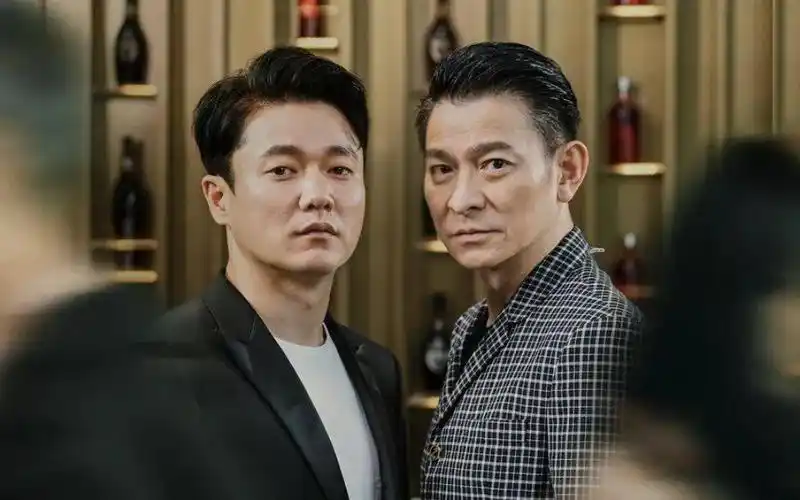 肖央搭档刘德华演技出圈,《人潮汹涌》精彩抢先看