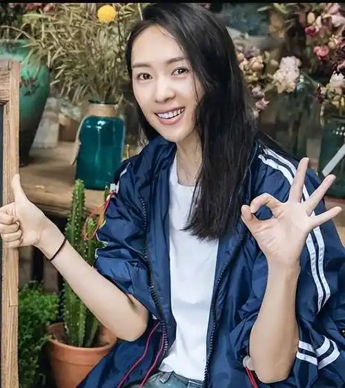 有种"整容"叫童瑶分手,前任跌落神坛,她却一飞冲天