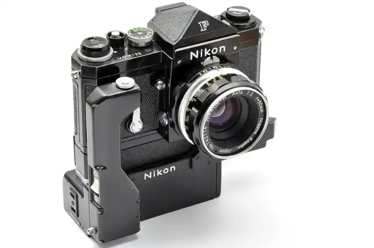 尼康大 f,第一台真正意义上的记者专用相机 - it之家