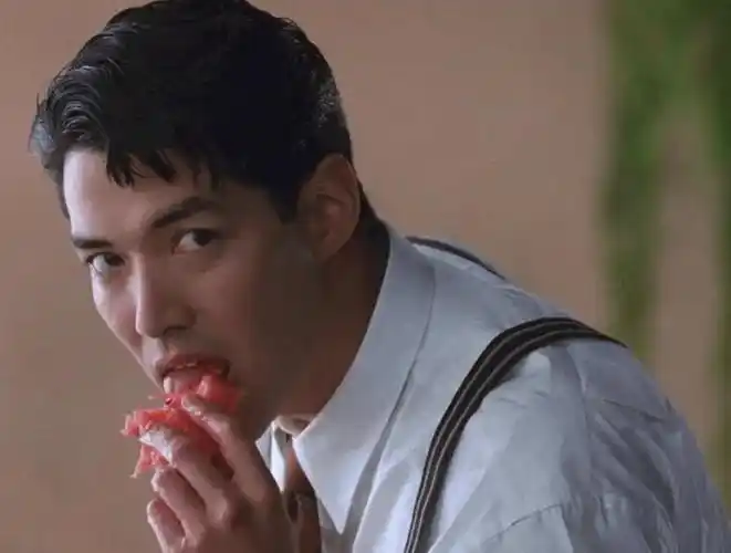 大哥头发花白仍有型,三弟息影30年变化大_王盛德_合作_社交