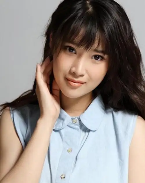 回顾当红女星奚望5岁时父母离异32岁离婚对不起年幼的女儿