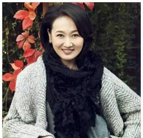 草原汉子早年嗜酒如命,把家都喝没了,如今竟又靠翻唱歌曲爆红_腾格尔