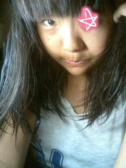 都说丑的女生性格好,但是现在呈现出的一种情况是,丑的女生往往脾气