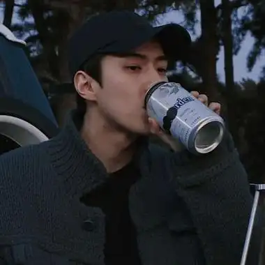 小众头像真人帅酷男生